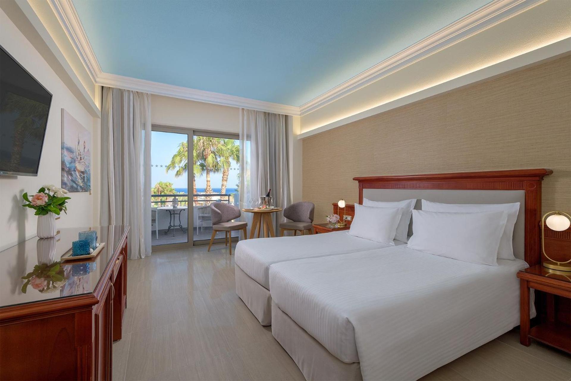 Habitación Doble con vistas al mar (2-3 personas)